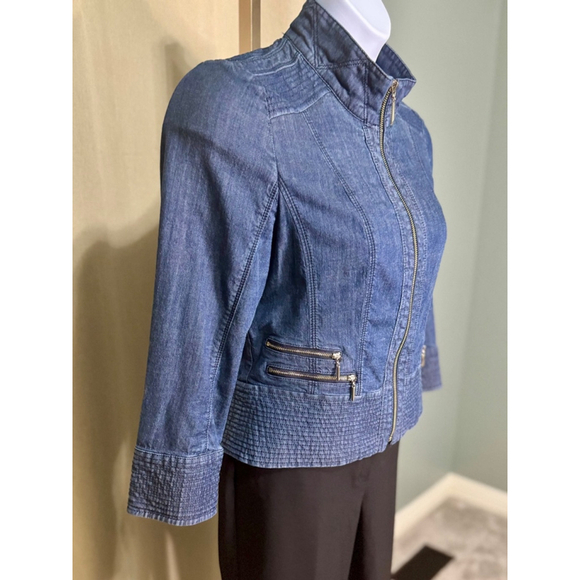 Women's White House Black Market Cropped Denim Jacket, M, Blue - Picture 3 of 10